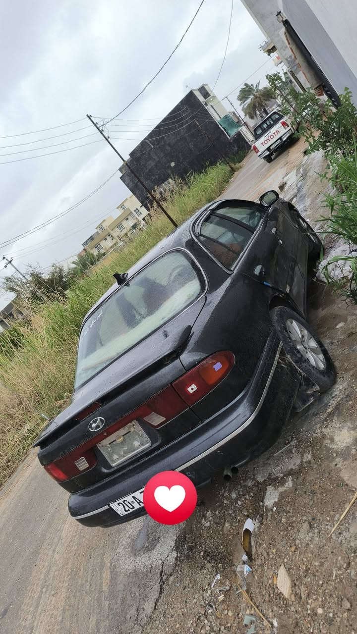 سوناتا 2كير عادي البيع فقط 
كير ومحرك مكفول مال حاويه شادهن سعر ٣٩بيها مجال قليل ***********
