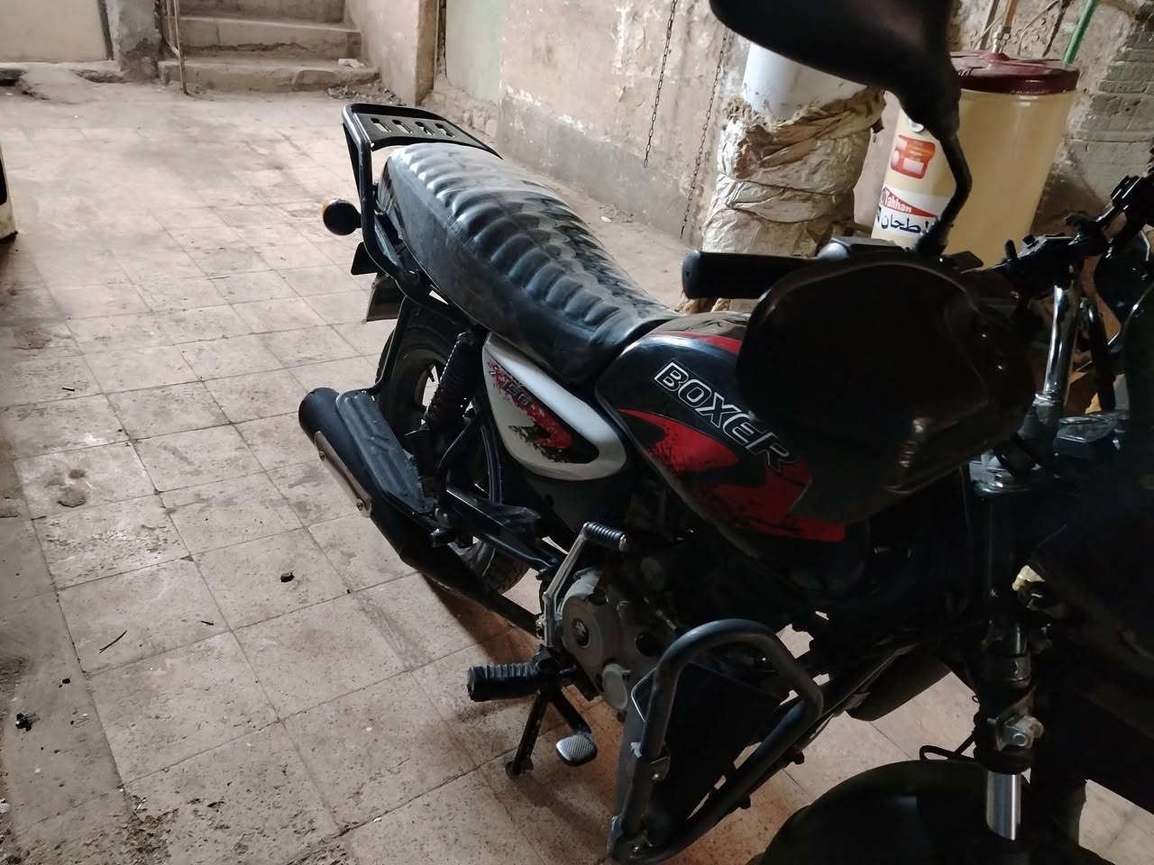 سلام عليكم دراجه بوكسر للبيع موديل ٢٣ مرقم مكاني ميسان العماره للاستفسار ***********
