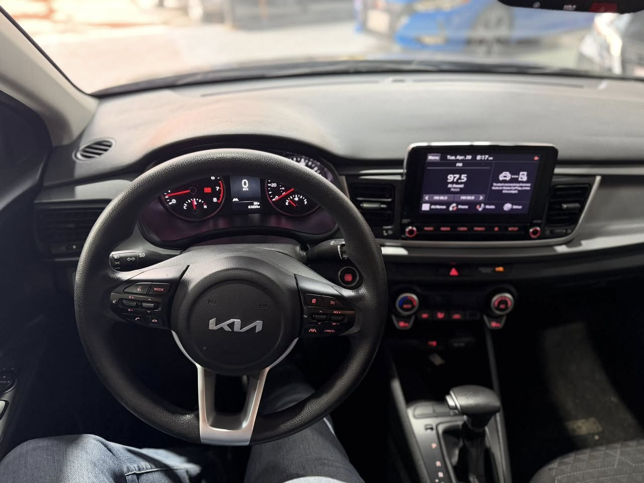 للبيع Kia Rio
فئة LXS موديل 2023
 • ويل كب
 • بصمة تشغيل وأبواب
 • شاشة كبيرة الحجم
 • لايت زينون
 • كروز كنترول مع تحكمات ستيرن
 • مسند وسطي

حادث السيارة بونيت فقط بدون دواخل

💰 السعر: 109

📍 عنوان السيارة: Mosul
📞 ***********
