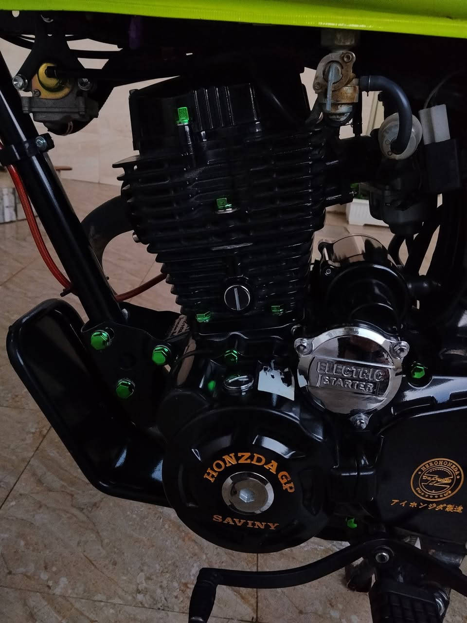 دراجه سيفان هونزده مديل 25 محرك 200مو 150
دراجه كفاله من تاير ل تاير جديده بمعنئ الكلمه 
السعر 850وبيه مجال حك جيه مكاني بابل حي الصحه الاستفسار ***********
