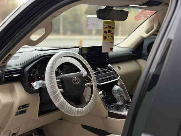 ‏‎السلام عليكم 

‏‎لاندكروز GXR تطبيق 🇯🇵🇯🇵

‏‎موديل ٢٠٢٢  ✅ 
#انسب سعر 
#سعر مناسب 
‏‎شركه جيهان صفر اربيل 

‏‎🛑 كاميرا
‏‎🛑 سلايت 
‏‎🛑 شغال 
‏‎🛑 كاميرا
‏‎🛑حساس ٣٦٠ درجه 
‏‎🛑 زراك لايت 
‏‎🛑 شاشه كبيره 
‏‎🛑 كشنات جلد 
‏‎🛑 شاشات خلفيه بلاد 
‏‎🛑 ٢ كشن كهرباء 
‏‎🛑 صندوق كهرباء 
‏‎🛑 ثلاجه 
‏‎🛑 وباقي مواصفات المعروفه 

‏‎رقم دهوك  الجديد بشرط التحويل 

‏‎عداد ٤٠ الف 

‏‎السعر  ٦٤٥  ورقه 💵💵

‏‎السياره مكفوله كفاله عامه من الشخط والتعديل والصبغ 

*********** ☎️
