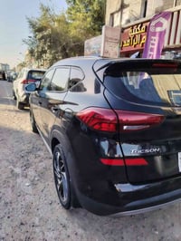 توسان 2020 أمريكي  ماشية 75 الف حادث امامي مواصفات بصمة   كشن كهرباء  ...