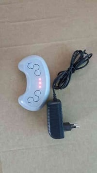 سيارة أطفال كهربائية • شبه جديدة • ريموت كنترول