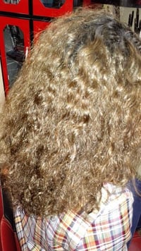 صالون سنتر الكرادة • عروس • تنظيف بشرة