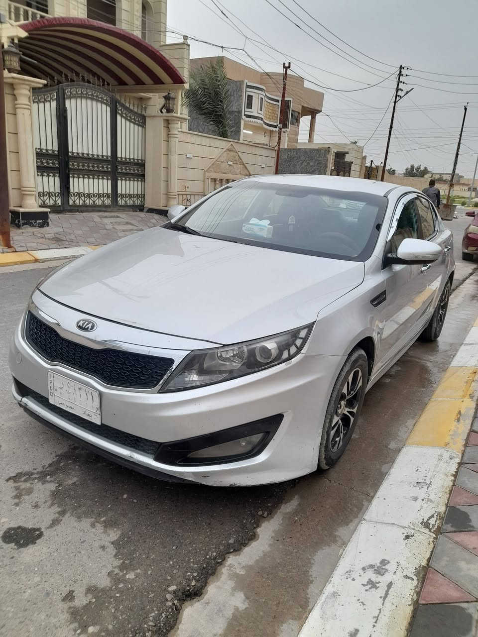 كيا اوبتيما موديل 13محرك 2000دوش بيها قطعتين باب وجاملق تبديل قطعتين تبريد رقم بغداد الاماني مشروع وطني السعر 108وبيها مجال بسيط العنوان تكريت القادسيه رقمي *********** بيع مراوس حسب القناعه
