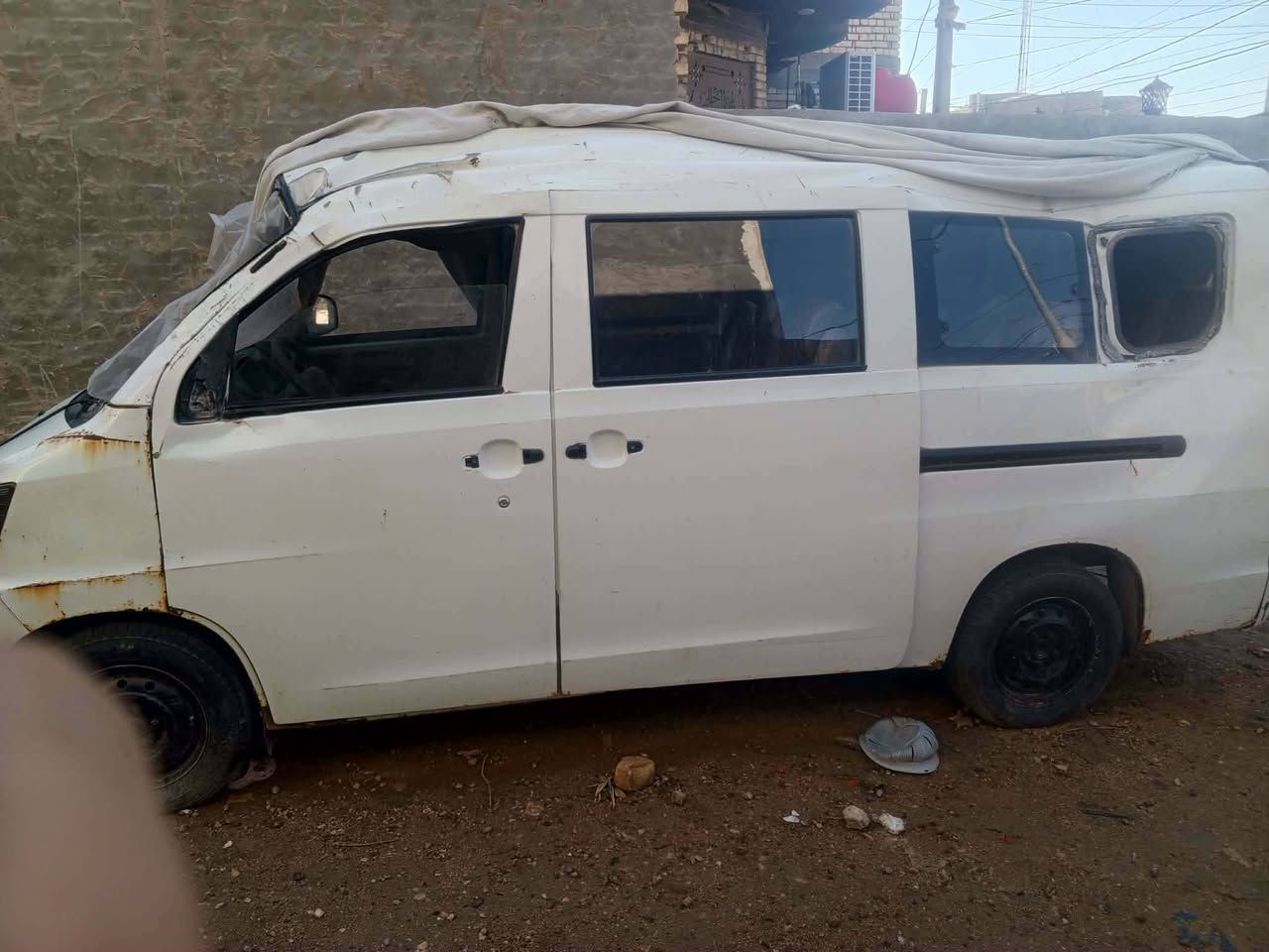 اللهم صل على محمد وال محمد 
للبيع فاو ٢٠١٥متجايه تجوه بسيطه 
كير ومكينه وحداديه كله جديد شغاله كلشي مابيها سعر ٢٠وبيهامجال 
‏‪***********‬‏
