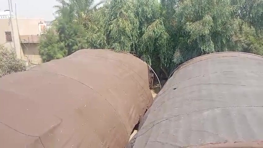جوادر  عد اثنان  للبيع  الطول لكل واحد,12 متر والعرض 9 متر يعني كلاهما 24 متر.   السعر مع الجوادر مليون ونصف دينار عراقيالطول لكل واحد,12 متر والعرض 9 متر يعني كلاهما 24 متر.   السعر مع الجوادر مليون ونصف دينار عراقي  الاتصال على الرقم   ***********
