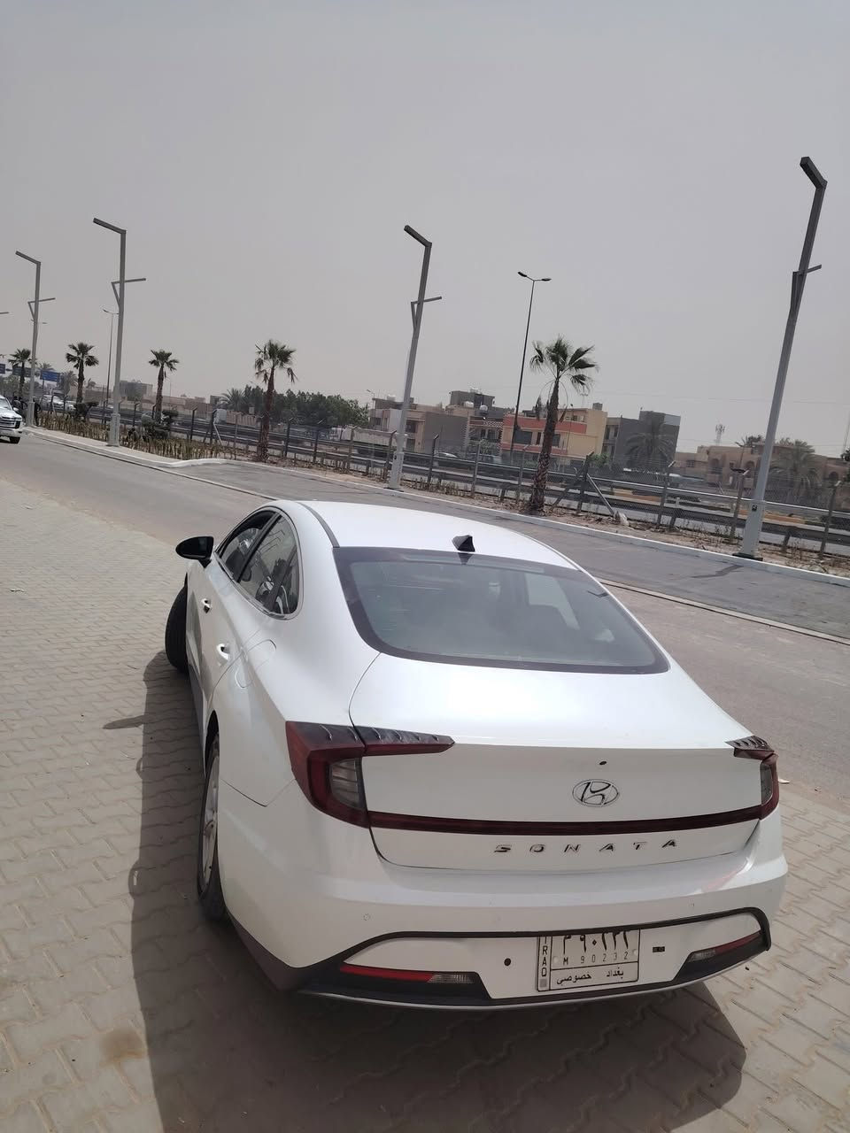 السلام عليكم السعر ١٦٢ وبي مجال
سوناتا ٢٠٢١ امريكي مواصفات نص
ماشيه ٧٥ ميل يعني ١٢٥ الف كيلو متر 
لون ابيض 
حادث خلفي موضح بالصور 
بدون ايرباكات 
السياره ما ناقصها اي شي 
مكاني بغداد الغزاليه 
***********
