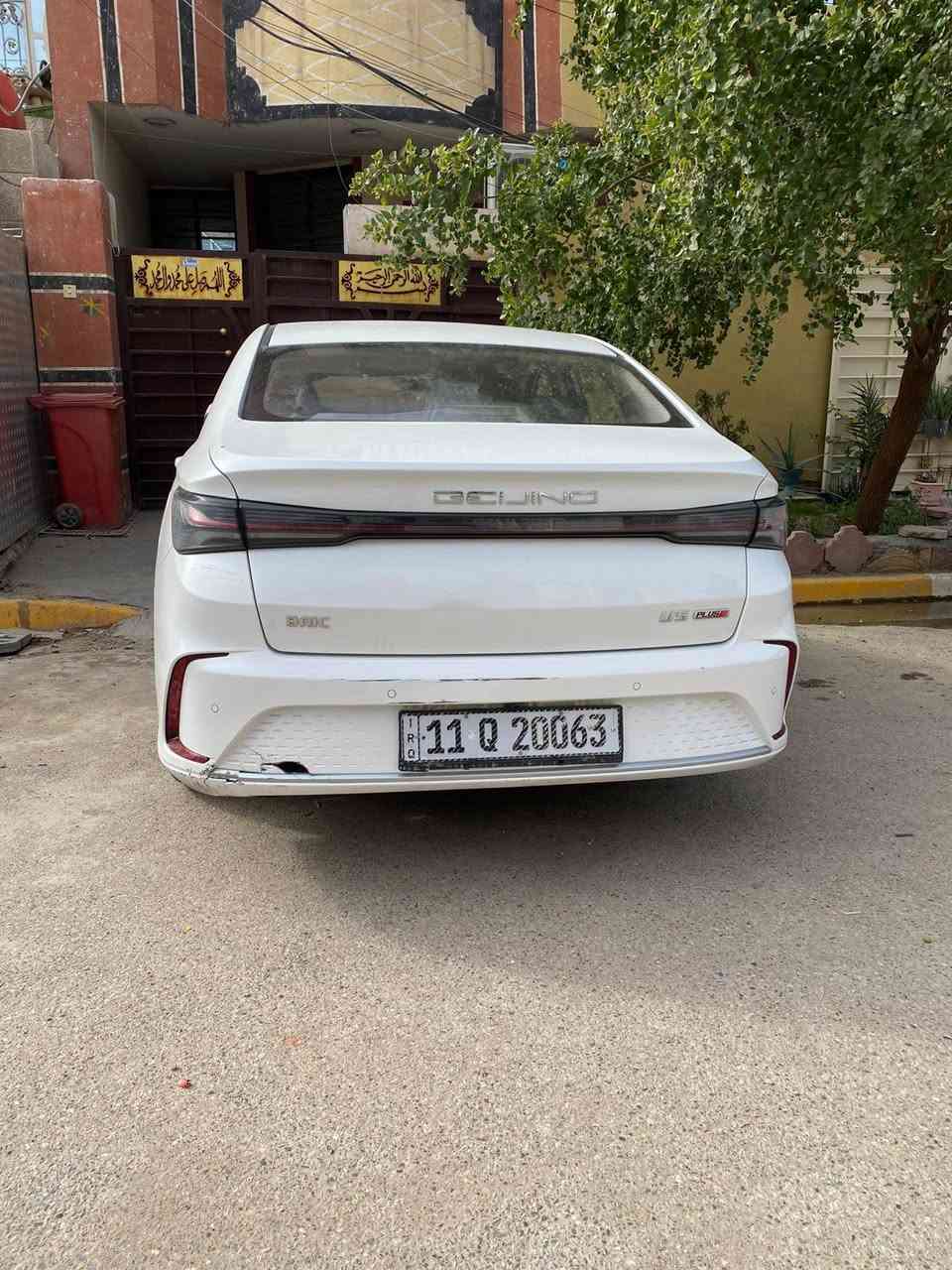 سلام عليكم بايك u5 plus موديل✨ (2025) فول سيارة ماشية 18.000 بعدها  
مواصفات
لون أبيض 
لد أمامي لد خلفي🗣️
خمس بصمات ونظام ترحيب🗣️
تشغيل عن بعد 🗣️🫆
سلايد روف🗣️
تتبع مسار وتحديد سرعة 
كشنات جلد رياضي ابيض واسود 🗣️
رادار أمامي وجانبي وخلفي 🗣️
نقطة عمياء
خمس كامرات 360 درجه 🗣️
أوتو هولد
سايد بريك بصمة الكتروني 🗣️
محرك 1500 #ياباني ميتسوبيشي والبريك من شركة مرسيدس 🗣️
بأسمي تحويل ثاني يوم 
رقم حلو مميز 20063 بغداد 🗣️

الموقع: بغداد / منطقة الحرية 
رقـم للأستفسار واتساب فقط ***********🗣️

السـعـر 150$ وبيه مجال 
***********
