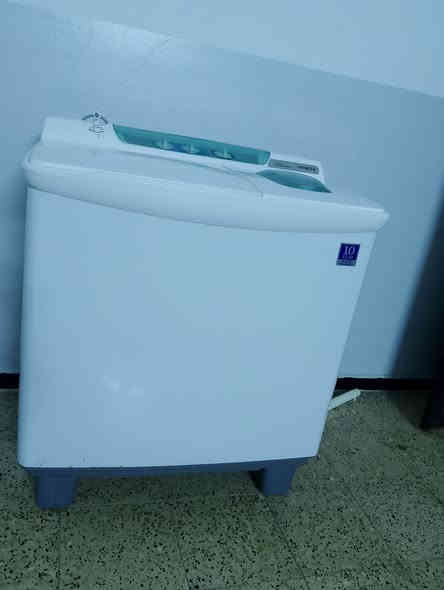 غساله هيتاشي اصلي 11كيلو وضع شركه بشرط نضاف فول مع ضمان اسبوع العنوان موصل حي  القاهره السعر 175الف ***********
