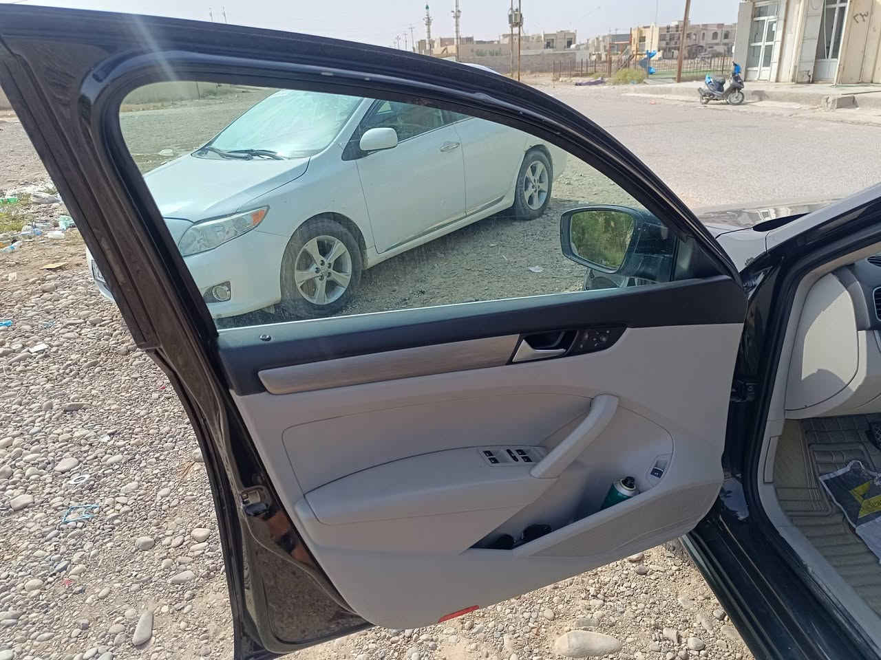 باسات 2015
5 سلندر تنفس طييعي
ماشية 170 
بيها قطعتين تبديل بلادي وجامرلغين صبغ
بدون حادث بدون دواخل بدون ايرباك 
سعرها 127 
الرقم ‏‪***********‬‏
مكانها تكريت
