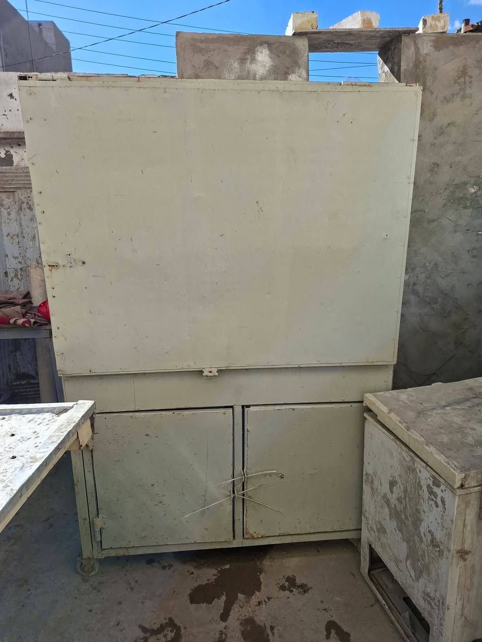 عربانه مع جنبر جاي للبيع للاتصال *********** سعر مناسب
