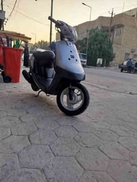 دراجه بتره فحل قفل اكسن خطين الدراجه حاويه بالحقيقه انضف من الصوره كلش...