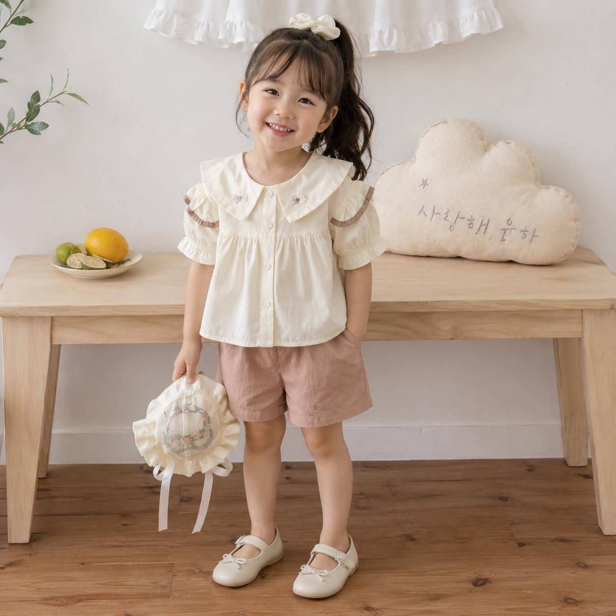 مجموعة من الاطقم البناتية  المميزة للعيد 😍🥰
متوفره في محل الحلم 🌻
يتوفر خدمة توصيل الى جميع المحافظات 🚕
#ملابس #اطفال #ترندات #حجابات #الانبار


**إذا كنت صاحب هذا الإعلان وتريد حذفه لأي سبب، رجاءا أرسل رسالة إلى الدعم الفني**
