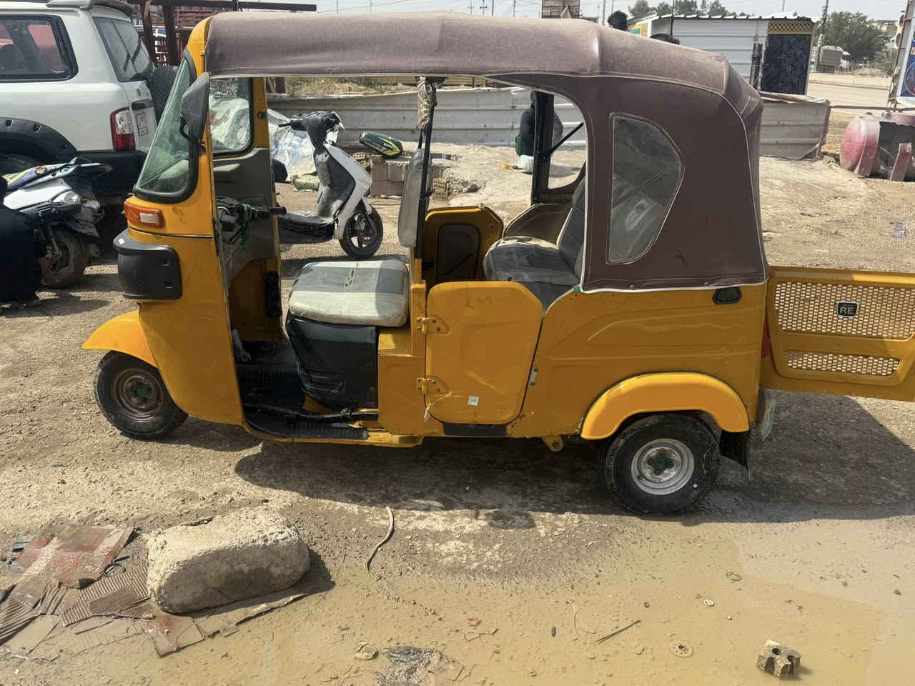 سلام عليكم شباب تكتكً موديل 21اوراق بسمي سعر 6 وبيه مجال حك جيه تكتك بلاديه شويه صبغ بلغد ولباقي مكفول هاتف بي وتساب ***********
