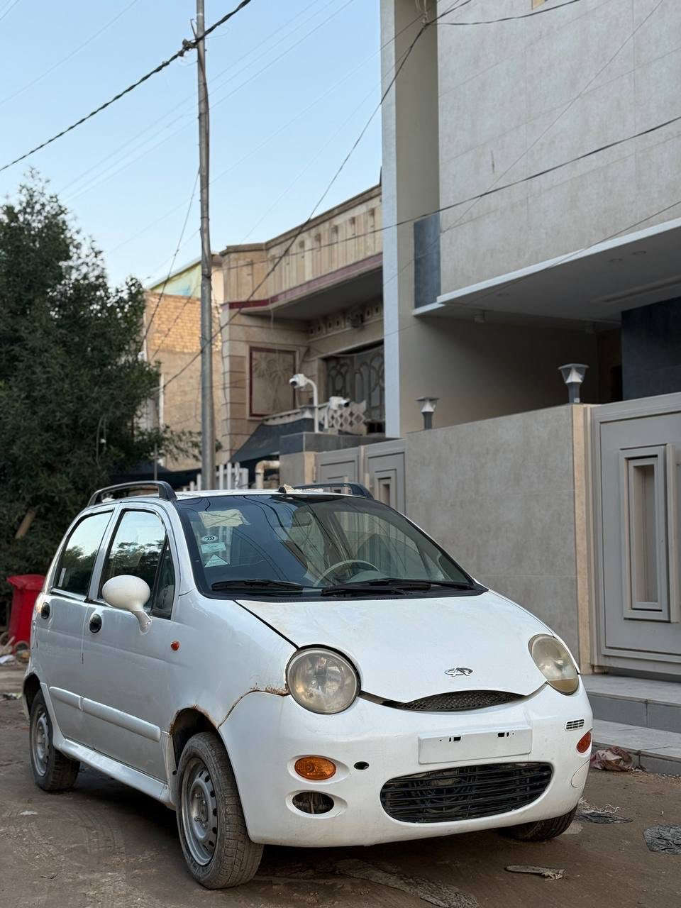 السلام عليكم QQ موديل 2013
سيارة كير مكينة نضيفة كشره حلو كهربائيات شغالة 
مكان السيارة بابل سيارة جاهزة مناقصه اي شي 
رقم بغداد الجديد باقي بس الاستلام 
تراي السيارة يخبل 
دوشمة جديدة ومسجل 
مكان السيارة بابل 
***********
السعر 32 وبيها مجال
