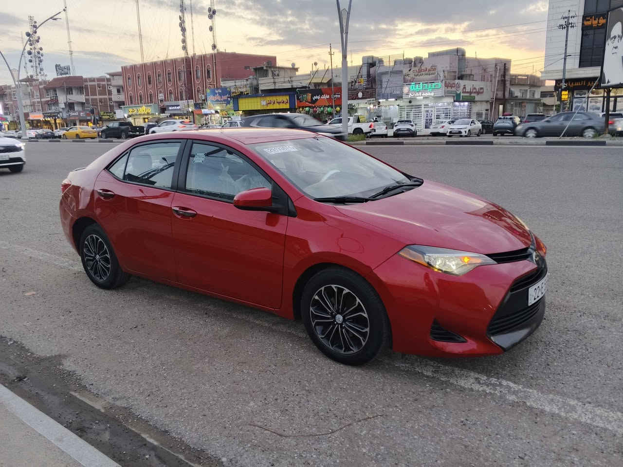 تويتا كورلا وارد كندي LEمرغوب 2017 محرك 18 مامفتوح شرط كير رادار حجر بجم كبس شرط ايرباك ماطاك ضرر جاملخ واحد خلفي بدون دواخل بدون بارد رقم سنويه شنكه جديد 2029 ماشي136)(***********)(***********) كركوك ازادي سعر مناسب ايدا شراي خابر كركوك, العراق
