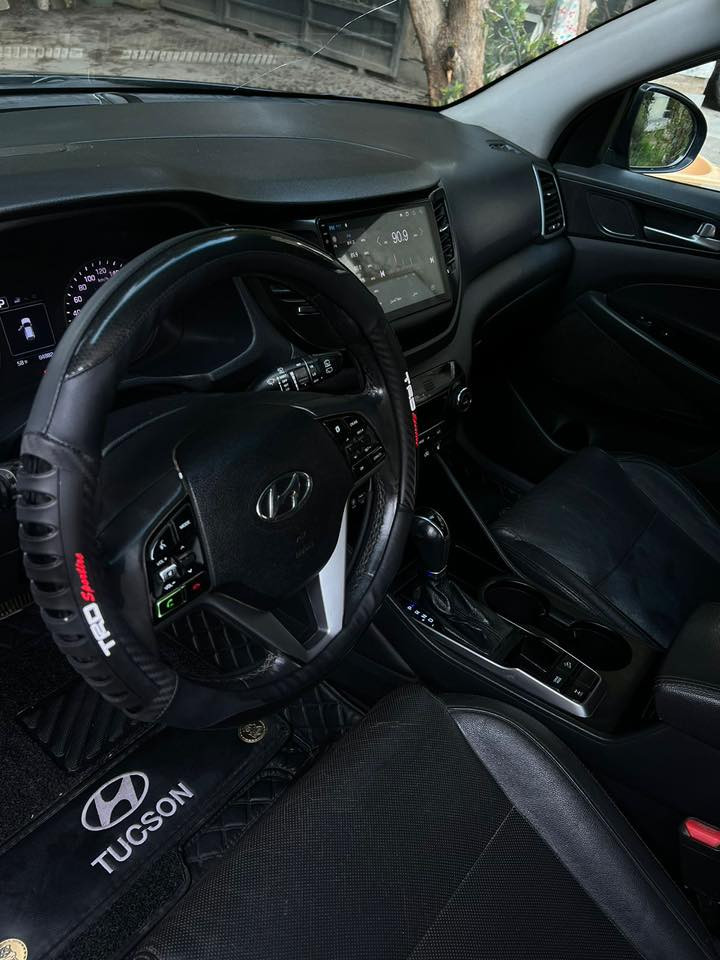 سلام عليكم للبيع توسان 2017 وارد أمريكي تيربو سونرها موجود كما موضح في الصور فول مواصفات عده البصمة 
متواجد في الفيس
الرقم ***********
السعر ١٤٥
يرهم مراوس حسب القناعة
