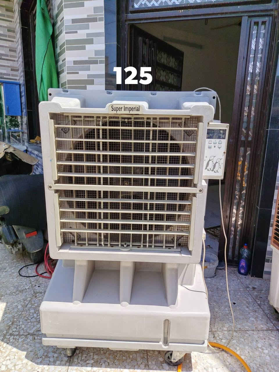 كونفيرات نظيفات سعر الجبير 125وسعرالصغير 75 مكاني بلديات رقم الهاتف***********
