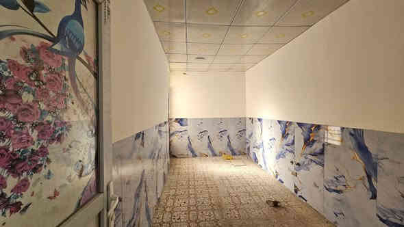 بيت للبيع في كربلاء💯
✅️بيت للبيع مساحة 400 م
واقع حال 500 م واجهة 20 م 
تحت البناء 200 م بناء طابوق 

✅️متوفرة كافة الخدمات
تبليط، ماء، كهرباء، مدارس
طابو سند 25 إقرار محكمة 

✅️الموقع كربلاء - منطقة الجذار 
شارع نجف كربلاء عمود 1141
يبعد عن شارع نجف كربلاء 4 كم 
يبعد من مركز مدينة كربلاء 15 كم 

💰السعر 65 مليون  عقاري كربلاء 

📞 إتصل الآن:  ***********
