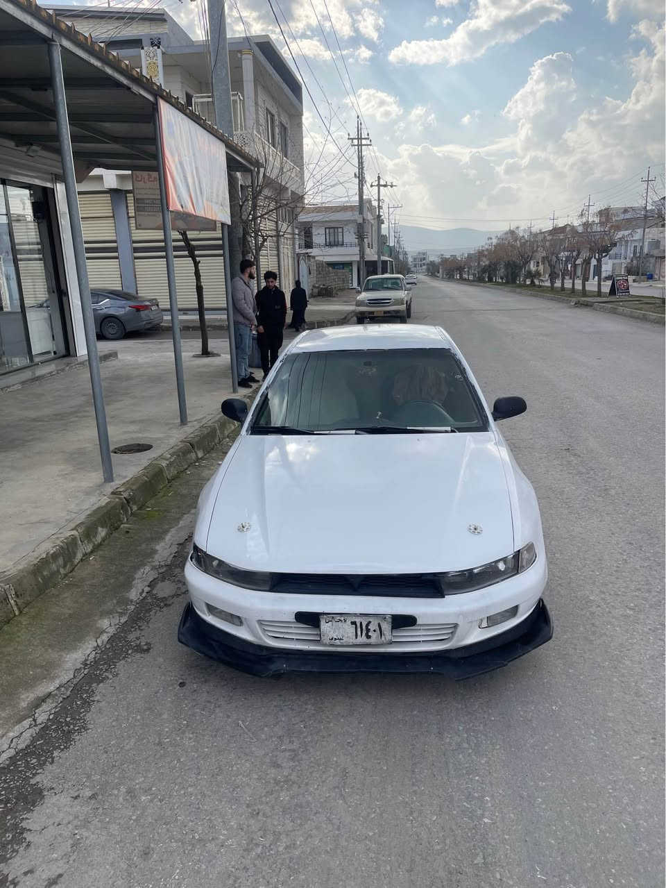 سەرەتا بەاوی خوای گەورە 
مستەر بۆشی قرش مۆدیل ٢٠١٤ مەکینە ٦ پستن ئارم پلاستیک هەولیر دەبڵ گیر تۆماتیک و عادی جام کارەبای تەبرید سارد و گەرم بەشەرت مەکینەش و گیر یش بە شەرت موس و براوەش بە شەرت  *********** كويسينجاك, أربيل
