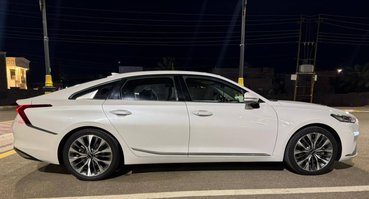 كيا موديل k8 2022 ( كوري )
محرك 2500  مكفولة بصمة  تشغيل عن بعد
مقاعد جلد
تدفئة وتبريد مقاعد 
مقاعد امامية كهرباء 
تحكمات 
شاشة كبيرة متصلة 
كير ماوس 
هند بريك دكمة 
حساسات امامية خلفية 
كاميرا 
اوتو هولد 
3 وضعيات قياده 
كيجات الكترونيه 
تدفئة ستيرن 
تبريد قطعتين 
شاشه التحكم بالتبريد لمس
شاشه ابل كار وانرويد 
ترحيب
صندوق ذكي يفتح عند الاقتراب 
تحديد مسار 
سياقة ذاتيه 
رادار امامي 
بريك ذاتي 
شفتات بالستيرن 
اضاءه الداخل لمس
رقم صاحب سيارة ***********
