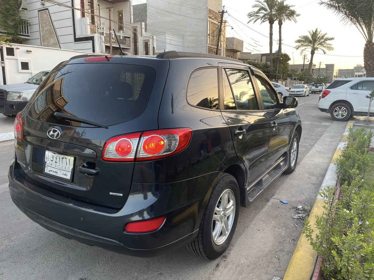 سلام عليكم 
سنتافيا ٢٠١٢ امريكي رقم بغداد محرك ٤ سلندر دوش جديده السياره بلاديه ماشيه ٩٦ حادثها جاملغ الأمامي الايمن مال صدر  والبونيد وباب السايق  
مكانها بغداد حي الخضراء 
سعرها ١٢٩$ ورقه 
***********
***********
