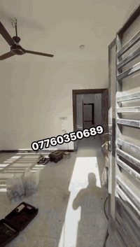 #للإيجار / شقق في بناية جديدة – أول ساكن
تتوفر شقق في بناية حديثة الإنشاء:
 
• شقة أرضي مستقلة  
 
• شقتين في الطابق الأول  
 
• شقتين في الطابق الثاني  

مواصفات الشقق:
 
• صالة
 
• مطبخ بمساحة كبيرة
 
• عدد (2) غرف نوم
 
• حمام واحد
 
• بناية حديثة 

📌 البناية جديدة كليًا – أول ساكن
📌 العنوان: شارع عباس الكهربائي مقابل ماركت زيتونة

📞 الهاتف: *********** اتصال واتساب
