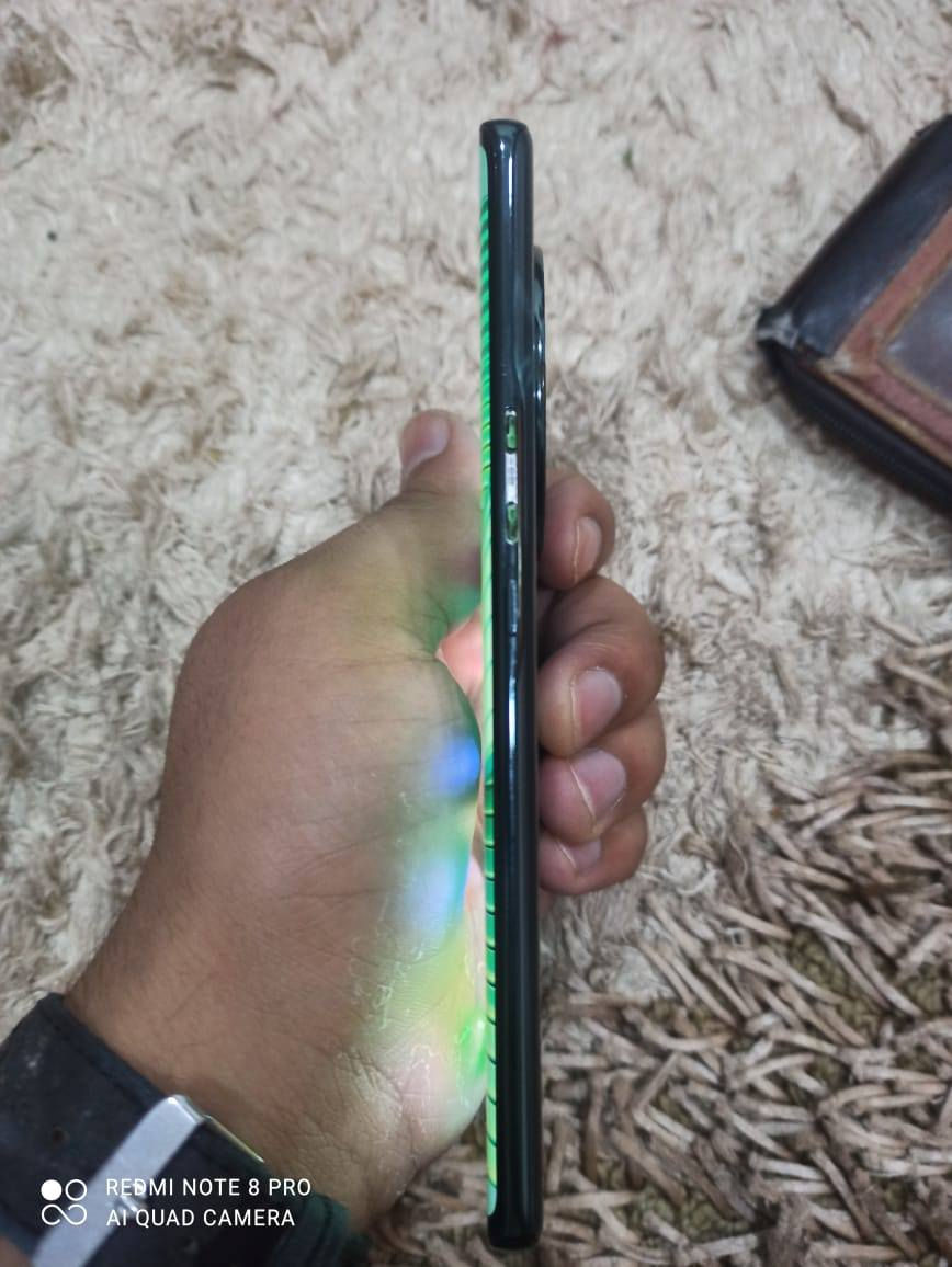 هنر إكس 9 a
ذاكره ٢٥٦
معالج 8+5
مابي شي نضيف فقط ازار الي تعلي وتنصي واكعه بس يشتغلون شرط والازرار موجوده
سعر 125
***********
