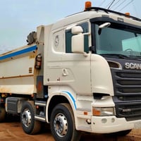 للبيع مكلف بنشر مديل 2016 سرائيلي تخم تاير حجم الحمرك V8 520  كير كهرب...