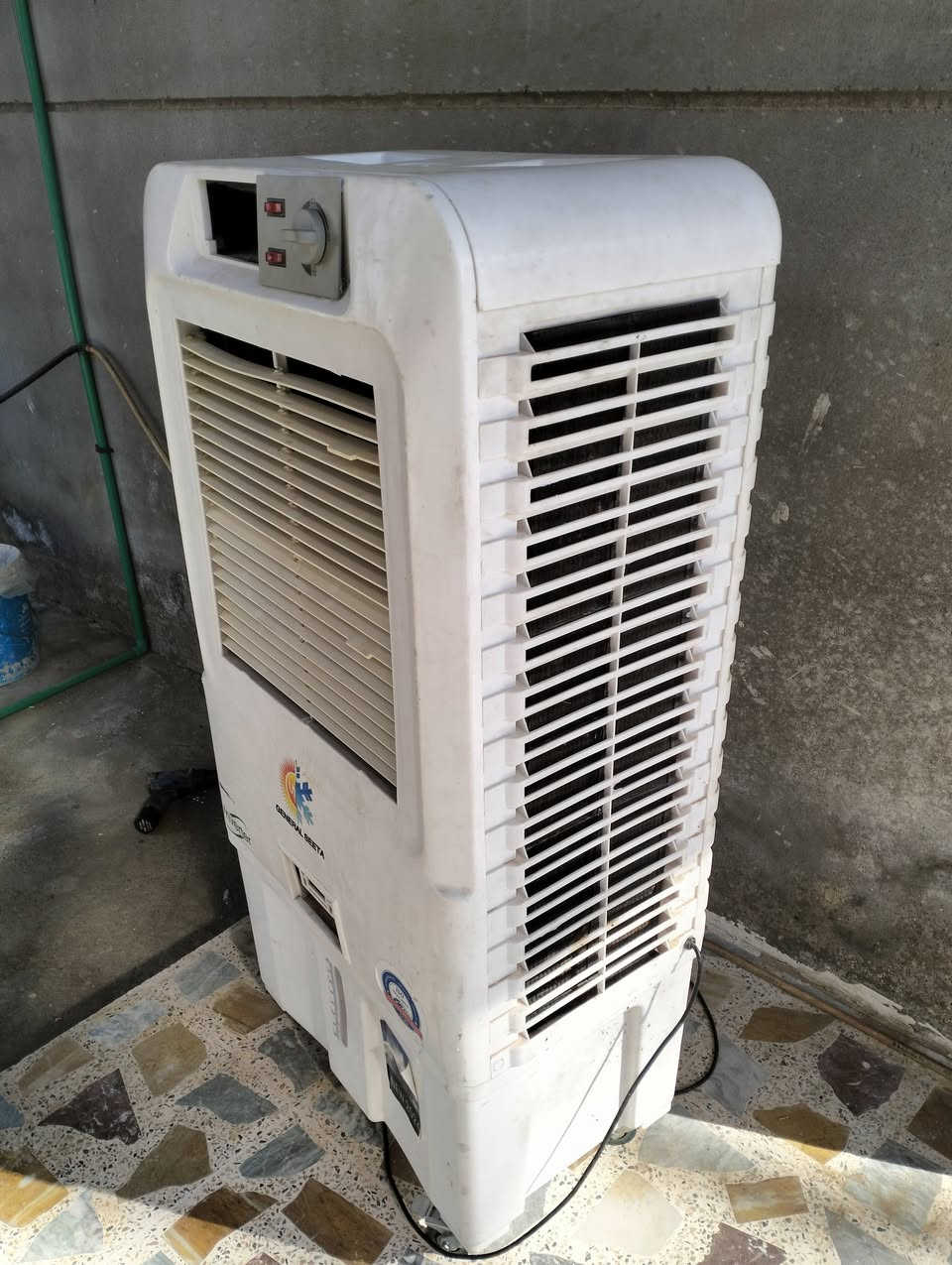 اجهزة متنوعة
العنوان 
حي الشهداء  جيران صالون ريماس
بالقرب من اسوا سلام 
تخلي ببت طارق الگرمان بظهرك وتطلع عدل
رقم الموبايل ***********
ابراهيم حسن الصالح ابو بسام
