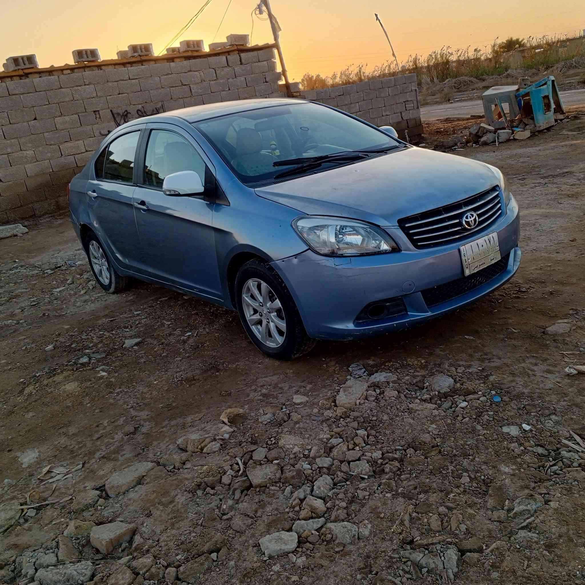 للبيع اكريت ويل فولكس موديل 12اوتوماتيك سياره جديده بيها بس لهلالات بيهن صبغ الباقي ابلا سنويه جديده لل 28اسعر 38اوبيه مجال قليل ***********
