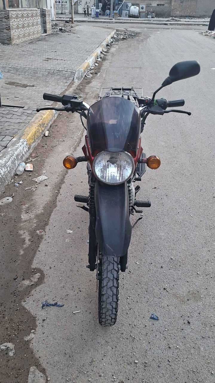 السلام عليكم بوكسر جبلي للبيع موديل 21 شهر ال٧ مرقم لوحتين وسنويه صار ٣ اشهر من مرقمها يعني حت الهزه بعدها مخلصانه مكاني بغداد الحسينيه ***********
