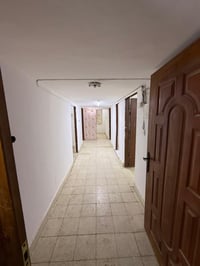 شقة للايجار بالمعمل الموظفين مرتبة ونضيفة مابيها نواقص مكونة من غرفتين...