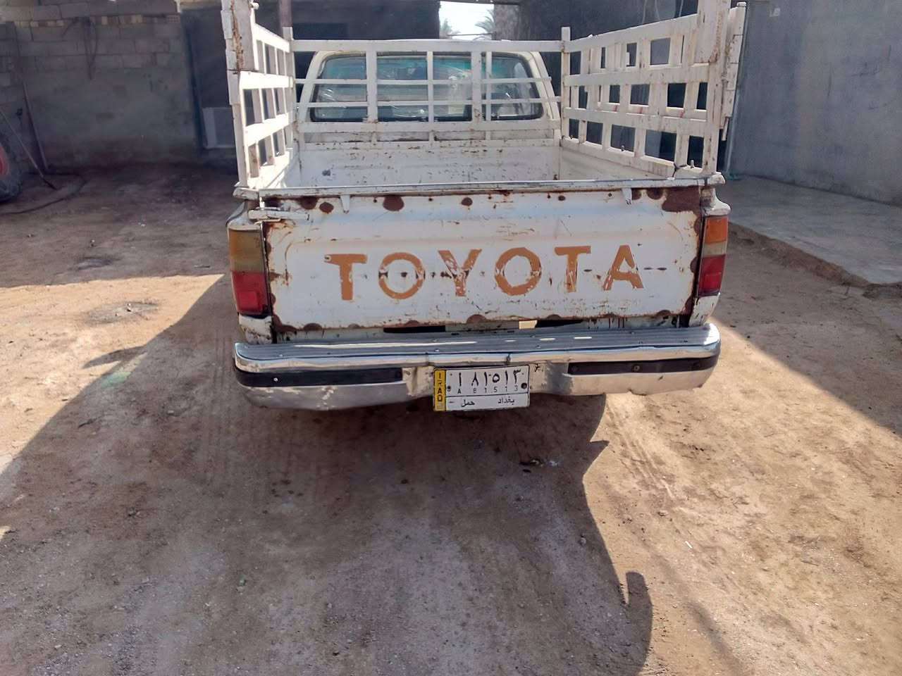 السلام عليكم سيارة البيع بيكم اكروسيدة موديل 89 مكان السيارة اديالى الخالص الاستفسار على الرقم ***********
