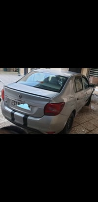 للبيع ...رينو سمبل ٢٠٢٠ اللون رصاصي حرة بأسمي سنوية  تنتهي ٢٠٢٩ رقم .....