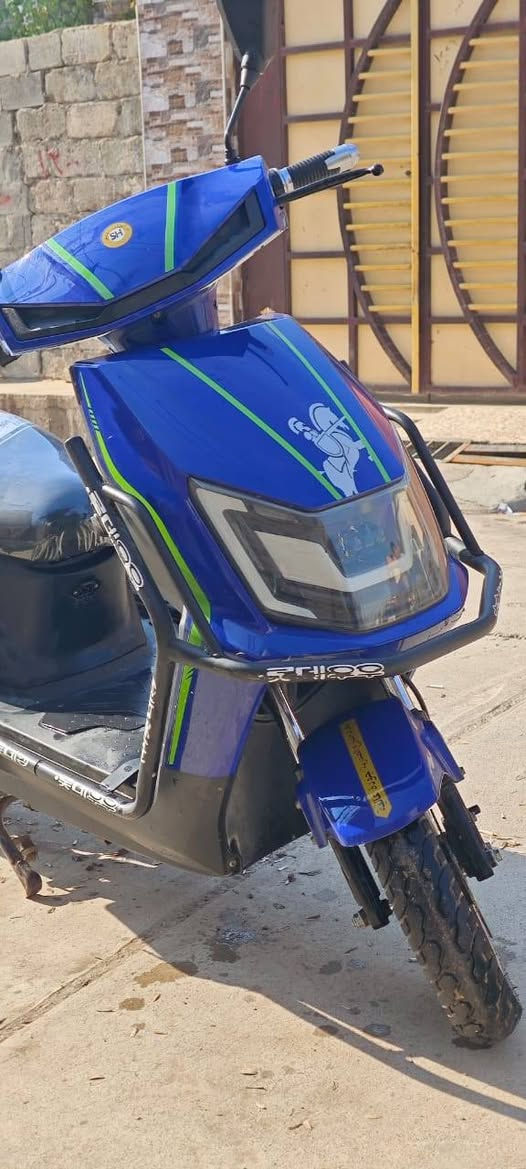 السلام عليكم اخوان ماطور للبيع نظيف بطاريات جدد خمسه من هذني دبل ماطور حيل نظيف 450 عطور بالموصل.                ***********.   ***********
