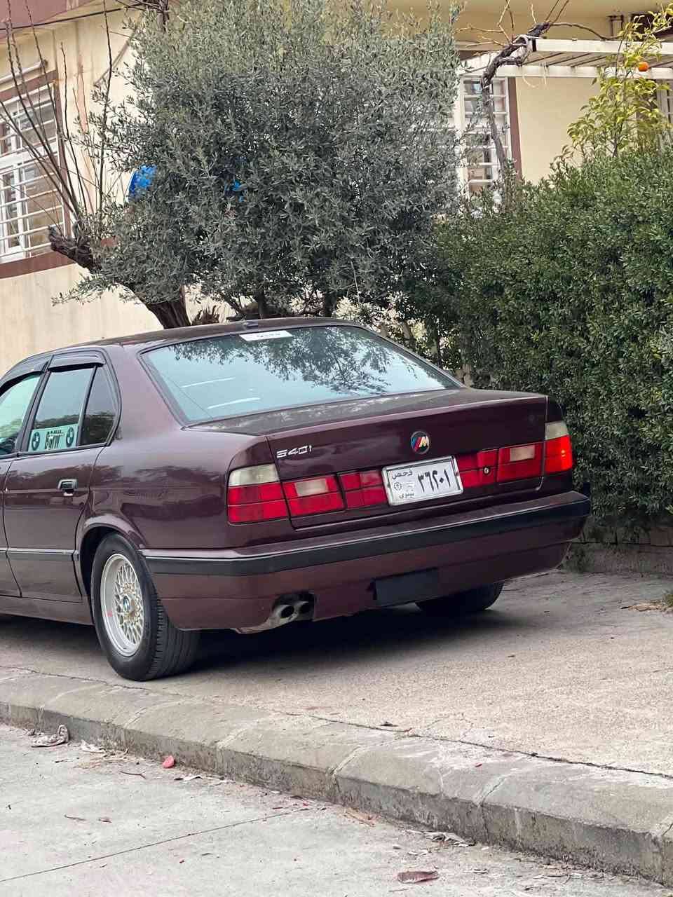 بەناوی خوای گەورە BMW ١٩٩٥ بەس ماشەللەی دەوێت …!
رەنگ عەنەبی ناو دەری یەک لەیەک جوانتر کوشن جلد و هیتەر و کارەبا ناو قەیسی مەکینە ٥٢٥ تۆماتیک ٤ پارجەی بۆیاخە من بە حیزام ئەی فرۆشم دەعموو لێدراوی نییە جەکوش بە گیانییەوە نییە ئارم پلەسیک دهۆک بەشەرتی ئەوەلیات و خەرامە جوار تایەی لۆکم بۆ بەستووە کامل جوانکاری بۆ کراوە تەقەو رەقەی نییە گێر مەکینە عەکسل بەشەرت هەموو کوردوستان تاقانەیە نموونەی نییە لەجوانییا بەشەرتی هەموو شتێک ئەی فرۆشم سعری ٧٩ گەلەو تۆزێ مەعامەلە لەسلێمانیم *********** ڤایبەر واتساپی لەسەرە السليمانية, العراق
