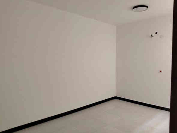 للايجار بيت ٣٠٠ متر ركن طابق واحد جديد بمجمع السلطان السكني جاهز للسكن
غرفتين صاله استقبال مطبخ صحيات داخل وخارج
للاستفسار الاتصال ***********
