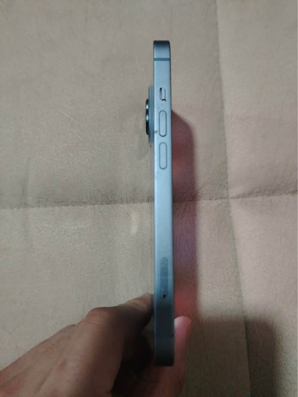 iPhone 14 2camer
١٢٨ گێگا  
١سیم
پاتری ٧٥ بیلاد   
بێ کێشە زۆر خاوێنە  
شەحن لەگەلە  
کارتۆنی هەیە   
بێ عەیبە  
هیچی نەگۆراوە 
ڕەقەم تەلەفون *********** السليمانية, العراق
