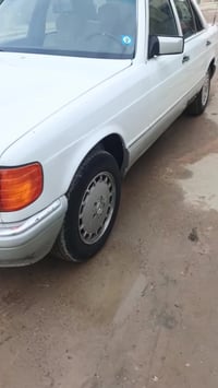 مرسيدس ٣٠٠ • ١٩٨٧ • حي النصر