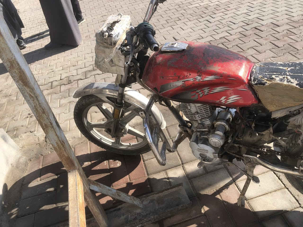 سلام عليكم للبيع ماطور فيوم محرك جديد كهربائياتة ميشتغلن يرادلة بكرة مال زنجيل مكاني الرمادي الخمسة كيلو سعر ١٢٥ وبي مجال /***********
