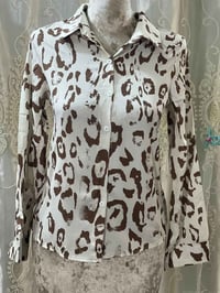 اي قطعة سعرهة 4000الاف وذا شلع تشلع عيوني 07713837553