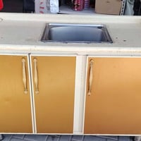 كاونتر للبيع • نضيف