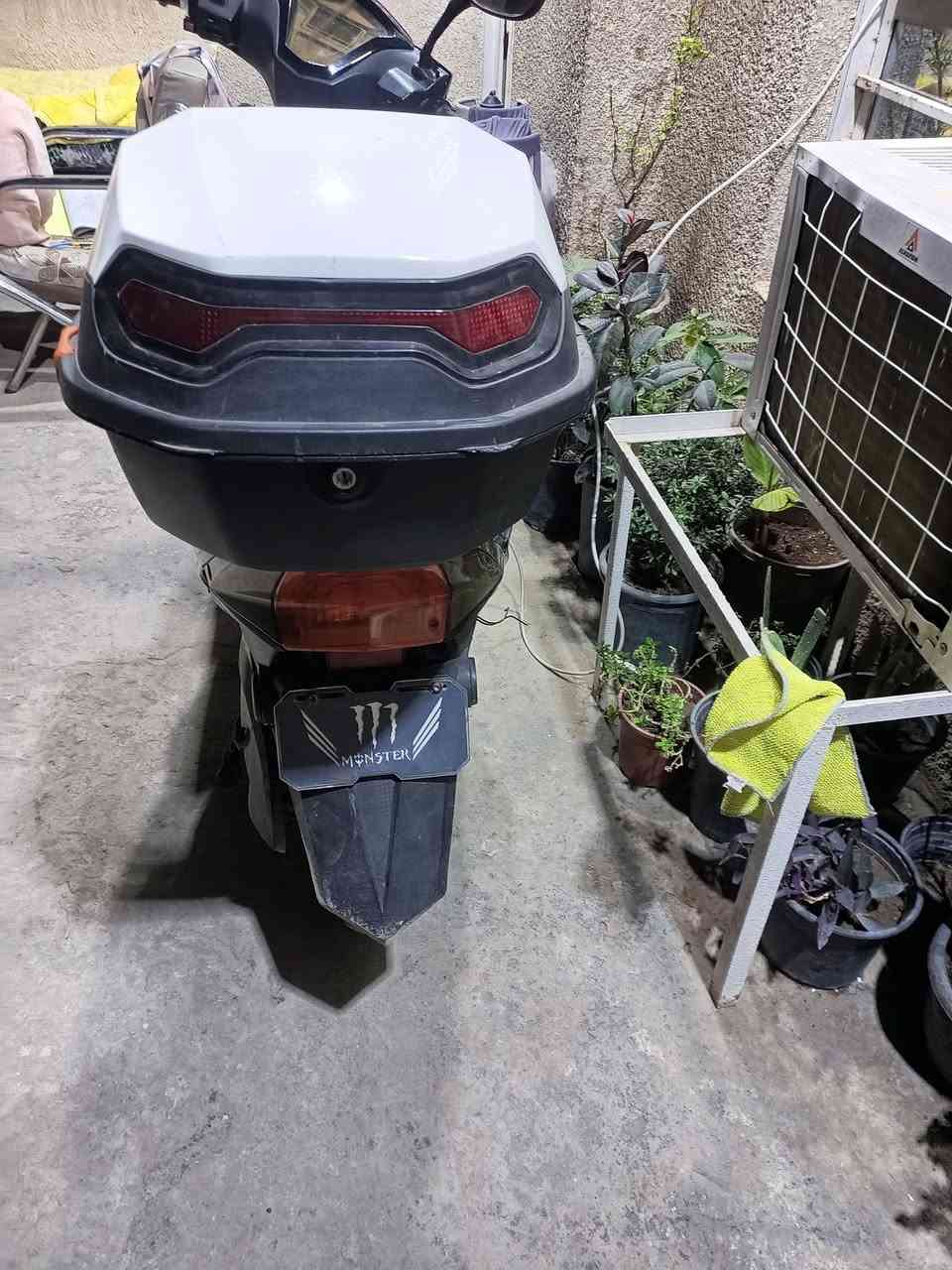 للبيع دراجــــة ((♕ســگــــنس نثيه♕)) 🙆‍♂️🔥
مـــــــــــوديـــــــــــــل»»(2024✨💗)

بــطاريـــــاتهــا(6💁‍♂️)

حجــــــم الملف (2000💥🔥) 
 

ثـــــــــ(3) ــــلاث ســـــرع بيــــها 🙆‍♂️😎💖

ســــــــــــــرعـــــــــــة الدراجــــــــــــة (60🔥🛵) 

سعــر الدراجــــــة: 400الـف💁‍♂️ وبيها مجال 

عــــــــــــــــنـــــــــــوان: بغداد» الغزالية» شارع15 هياكل

الــــــــــرقــــــــــم: ***********💝
