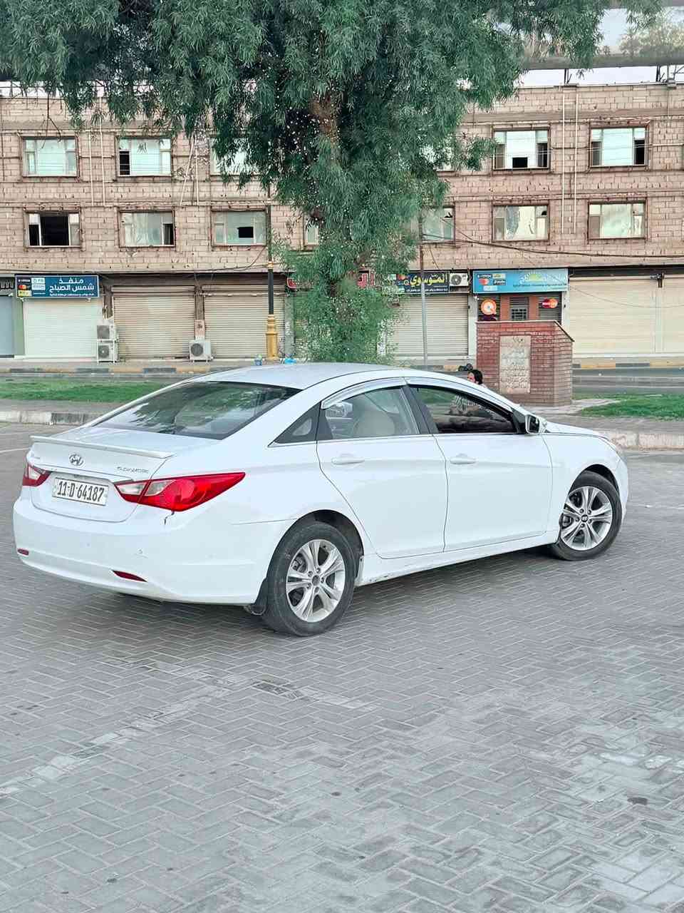 السلام عليكم
سوناتا 2012 خليجي الشركه العامة
كفاله عامه عدا باب عكس سائق مبدل شرط اصلي
مكينه كير كفاله تبريد ثلج 
مواصفات مري شفط ، اشاير بالمري ، تحكم وشفتات بالاستيرن ، قطعتين تبريد
رقم بغداد بأسمي تحويل ثاني يوم
مكاني كربلاء
***********
***********
