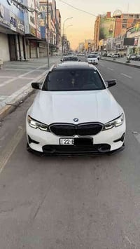 330i موديل 21 وارد امريكي حادث خلفي ايرباك بردة بس ماشية 65 الف كيلو  ...