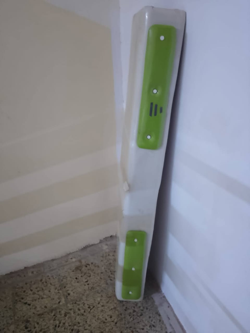 السلام عليكم درع مال جنبي عاليه شمالي يرهم عل هايسه وتجوه مال قموره درع جديد يرهم مراوس بدرع حديد *********** البياع شرطه خامسه
