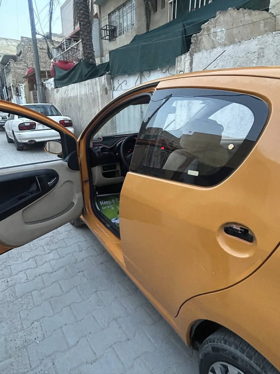 بانده ٢٠١٢
كامله سياره نقصها تبريد سونار موجود سعرها ٢٥ مكاني بغداد 
المو شراي لايتعبني


**إذا كنت صاحب هذا الإعلان وتريد حذفه لأي سبب، رجاءا أرسل رسالة إلى الدعم الفني**