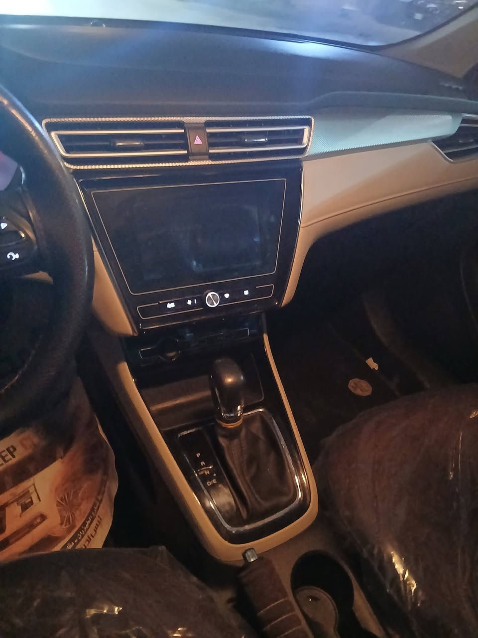 ام جي 5 جديده كفاله كل السياره من الصبغ والبارد والرصعات ماشيا ١٩ الف استخدام كلش قليل اخوان السياره نظيفه بشكل، بصمه تحكمات مري شفط حساس لد أمامي وبعد بيها مواصفات رقم بغداد  موديل 2023  اعتبروها زيرو موجوده بالسيديه رايدها 110 ورقه تلفون ***********
